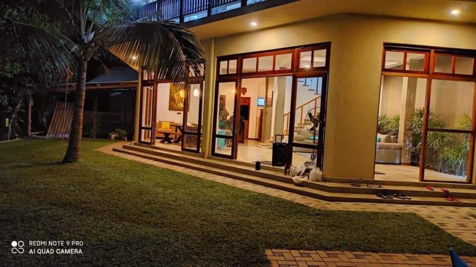Aurora Lagoon Front Negombo Dış mekan fotoğraf