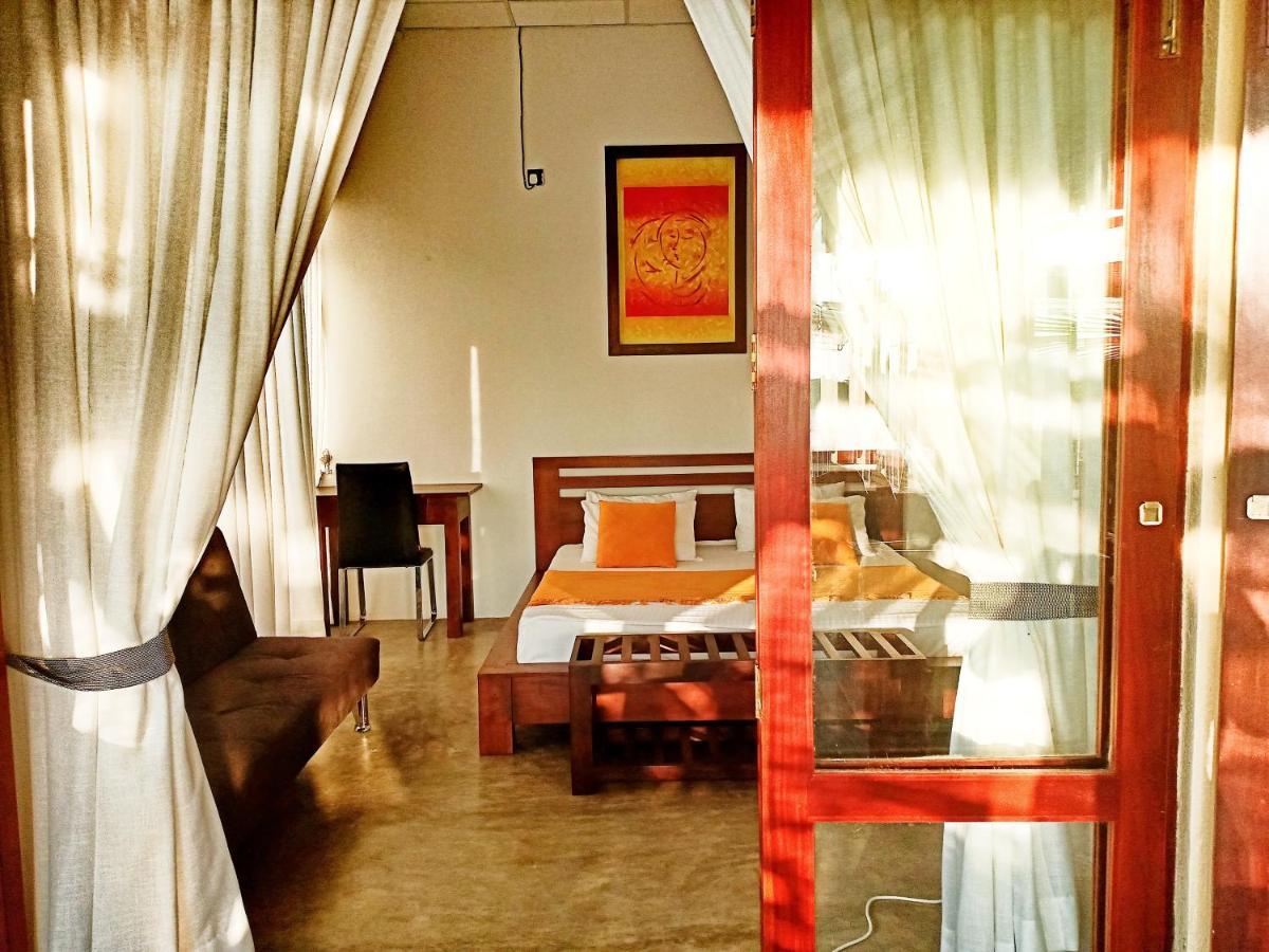 Aurora Lagoon Front Negombo Dış mekan fotoğraf
